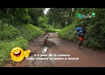SA PREMIERE FOIS DE VOIR UNE CAMERA