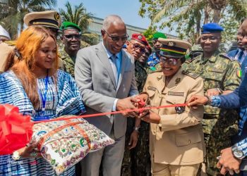 Aménagement des espaces de loisirs : La gouverneure de Conakry inaugure les piscines AQUAPARCS du jardin de 02 octobre