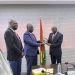 Personnalité Guineenews 2024: Keamo Bogola Haba remet le prix du général Mamadi Doumbouya au premier ministre
