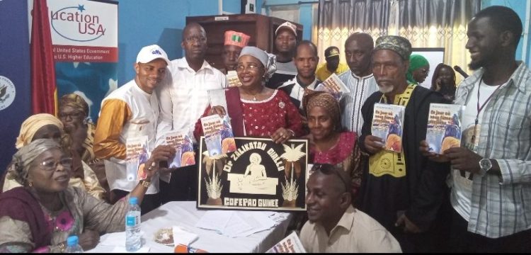 Literature: Dr Zalikatou Diallo présente son nouveau livre intitulé « Ce jour où nous fûmes excisées » stoppons les MGF   