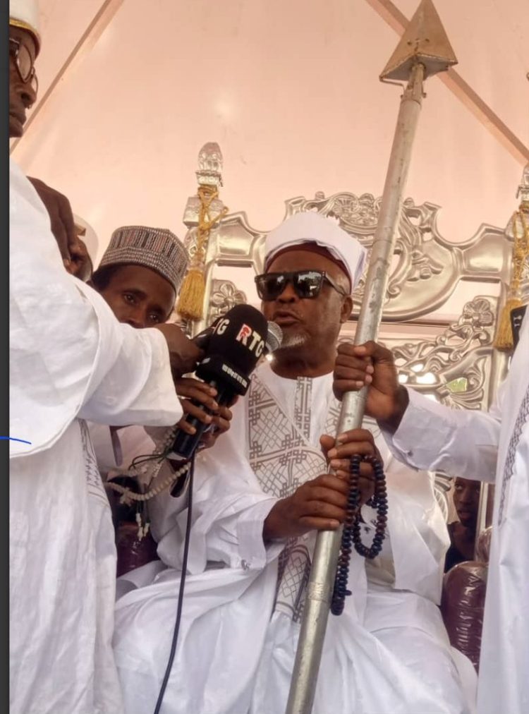 Kindia/Elhadj Mamadou Camara, intronisé nouveau Kountigui gbé de la Basse Guinée « je vous prie de m’aider dans cette aventure »