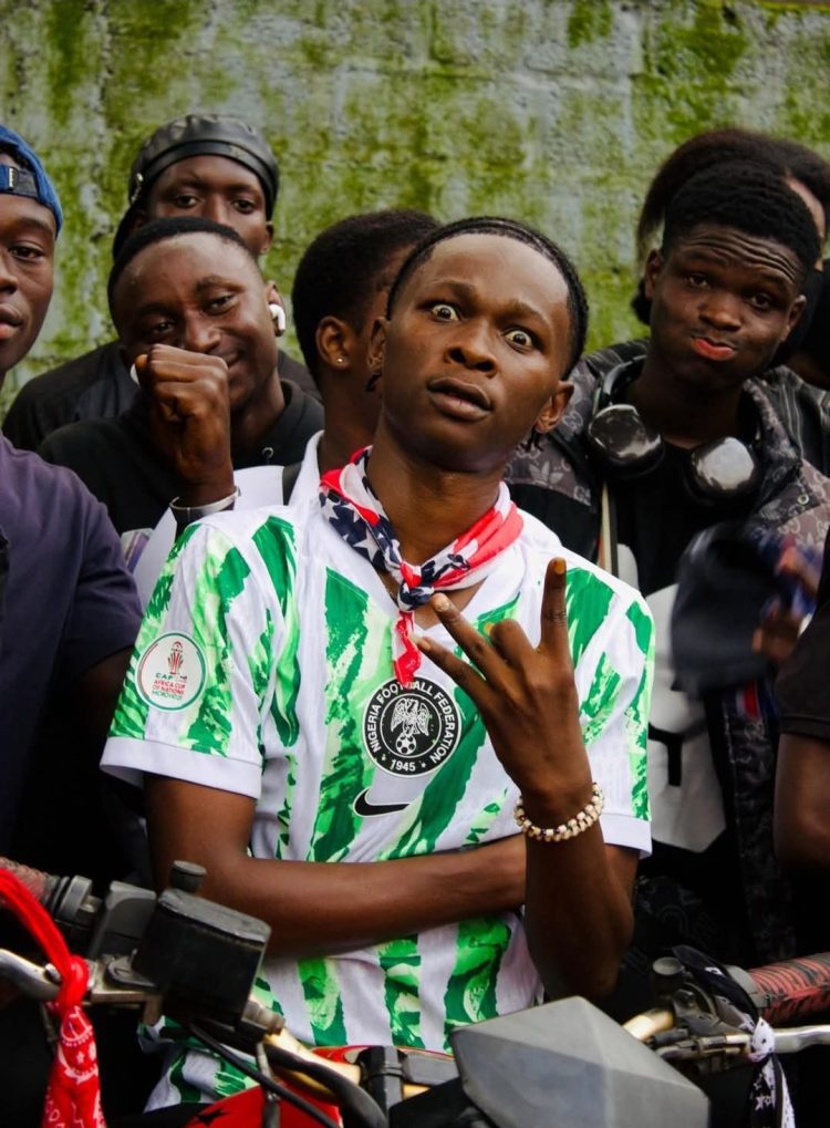 « Africanisé » le plus Hip-Hop du rap guinéen revient avec « Sindela »