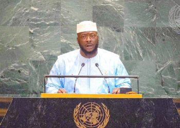 Général Amara: «la Guinée a désormais une Constitution qui marque son retour à l’ordre constitutionnel»