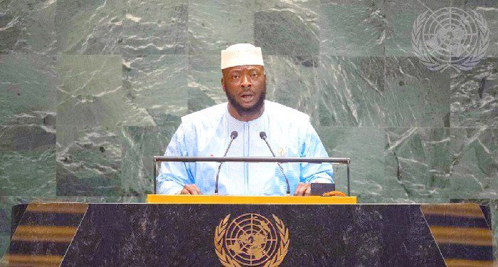 Général Amara: «la Guinée a désormais une Constitution qui marque son retour à l’ordre constitutionnel»