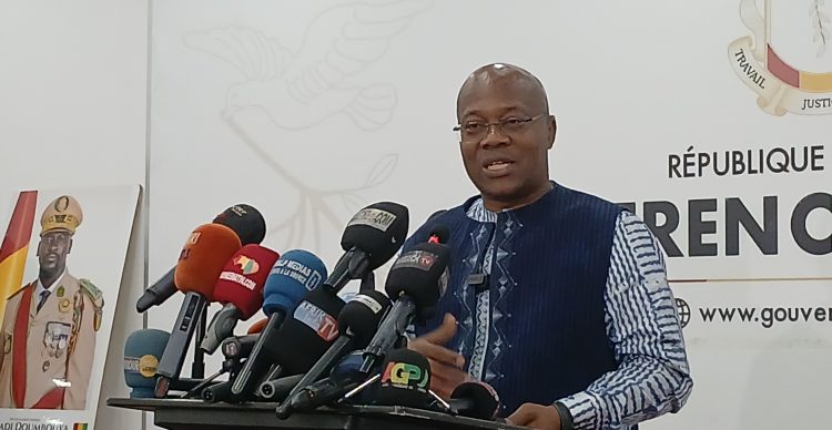 Crise de carburant : le gouvernement rassure « Il n’y a’pas de crise »