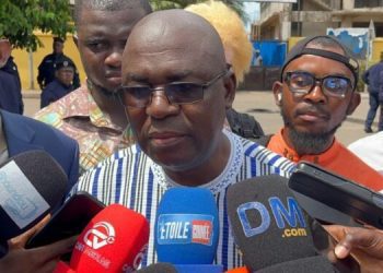 Cour Suprême: Faya Millimouno a déposé son dossier de candidature pour la présidentielle 2025