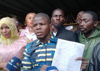 Crise dans l’éducation : les enseignants non retenus sonnent l’alarme et appellent les syndicats à la cohésion