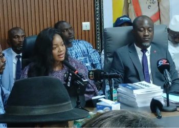 Guinée : Dame Khaïté Sall officiellement installée au ministère de la Santé