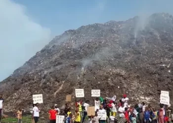 Conakry: le gouvernement annonce des avancées dans la fermeture de la décharge de la Minière